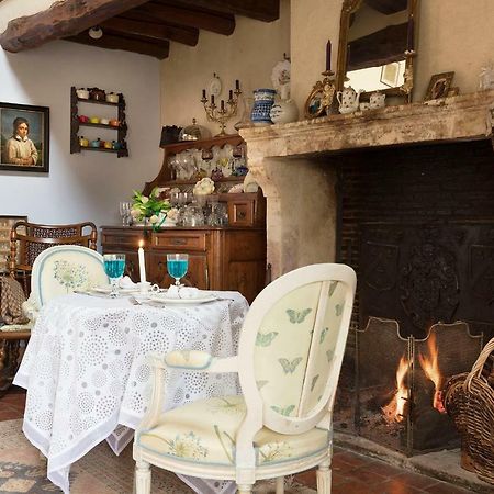 Maison D'Hotes A L'Ombre Bleue Mittainville Bagian luar foto